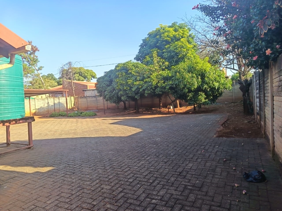 3 Bedroom Property for Sale in Geelhoutpark North West